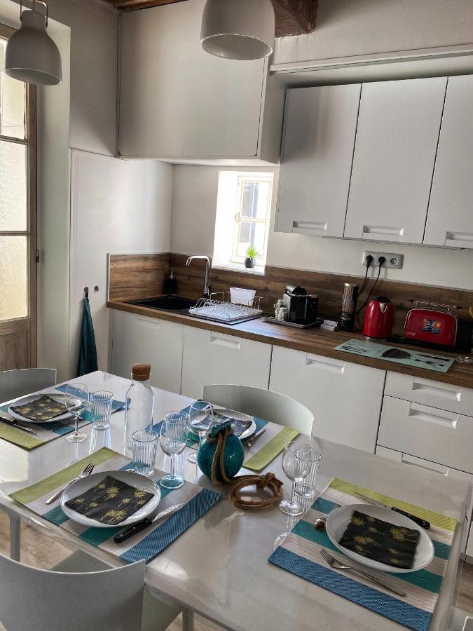 Escapade A Sanary, Au Coeur Du Village, 200M Du Port,Clim,Wifi,Parking Eksteriør bilde