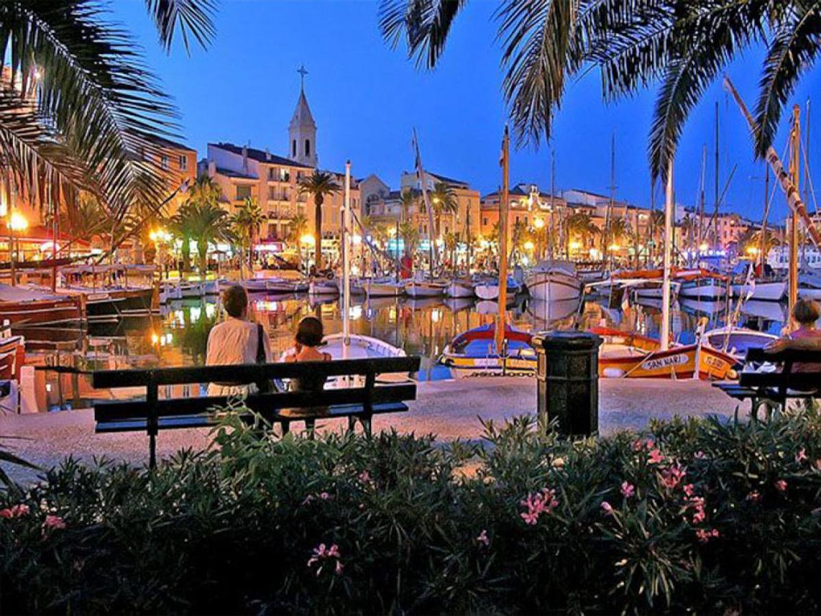 Escapade A Sanary, Au Coeur Du Village, 200M Du Port,Clim,Wifi,Parking Eksteriør bilde